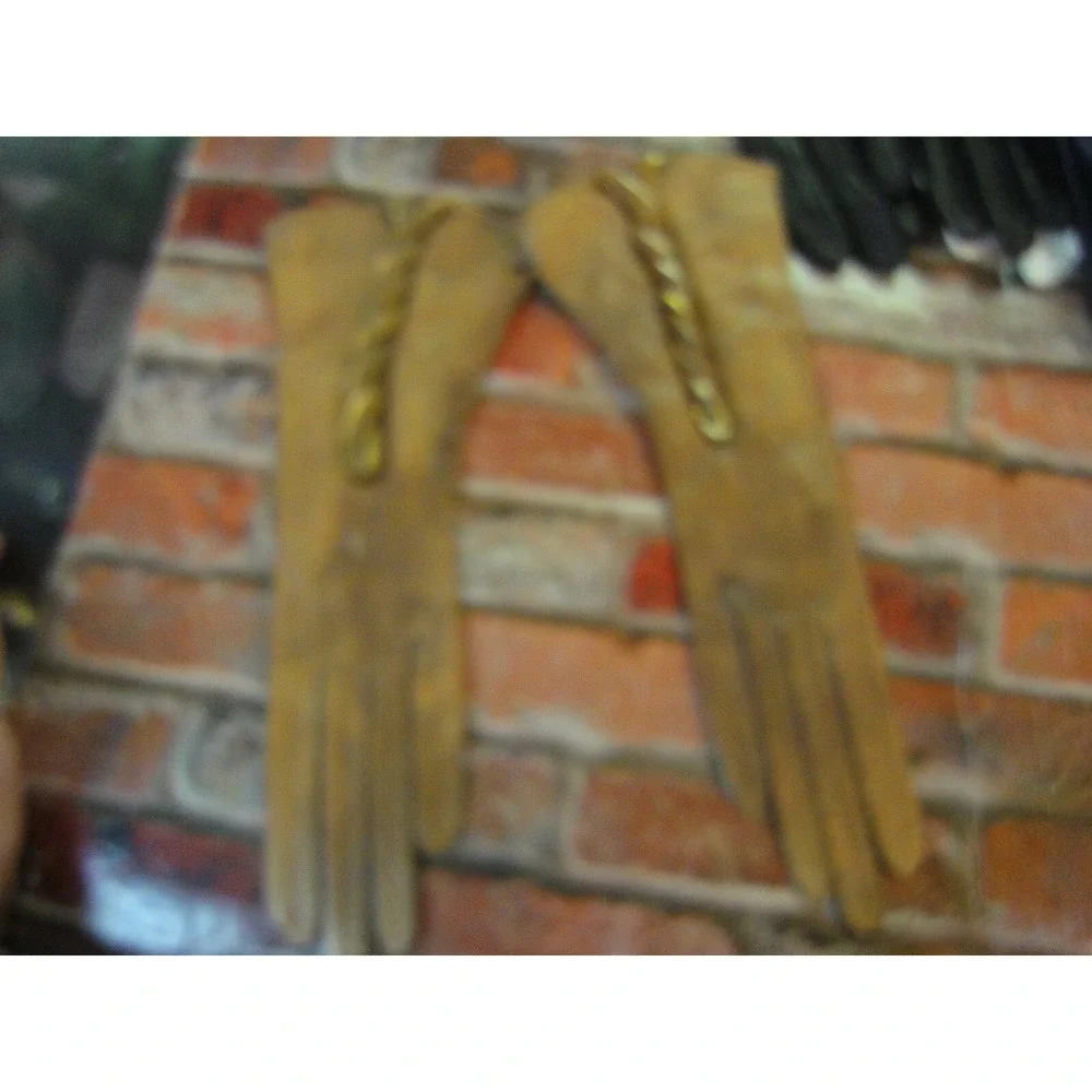 vintage Fownes Real KID 6 3/4 womens ladies gloves made in‎ czechoslovakia